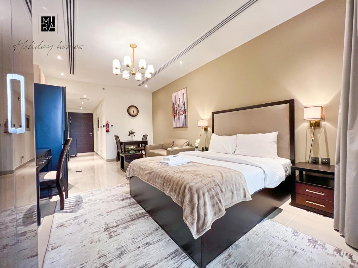 Mira Holiday Homes - Newly Furnished Studio In Downtown Dubai Exterior foto